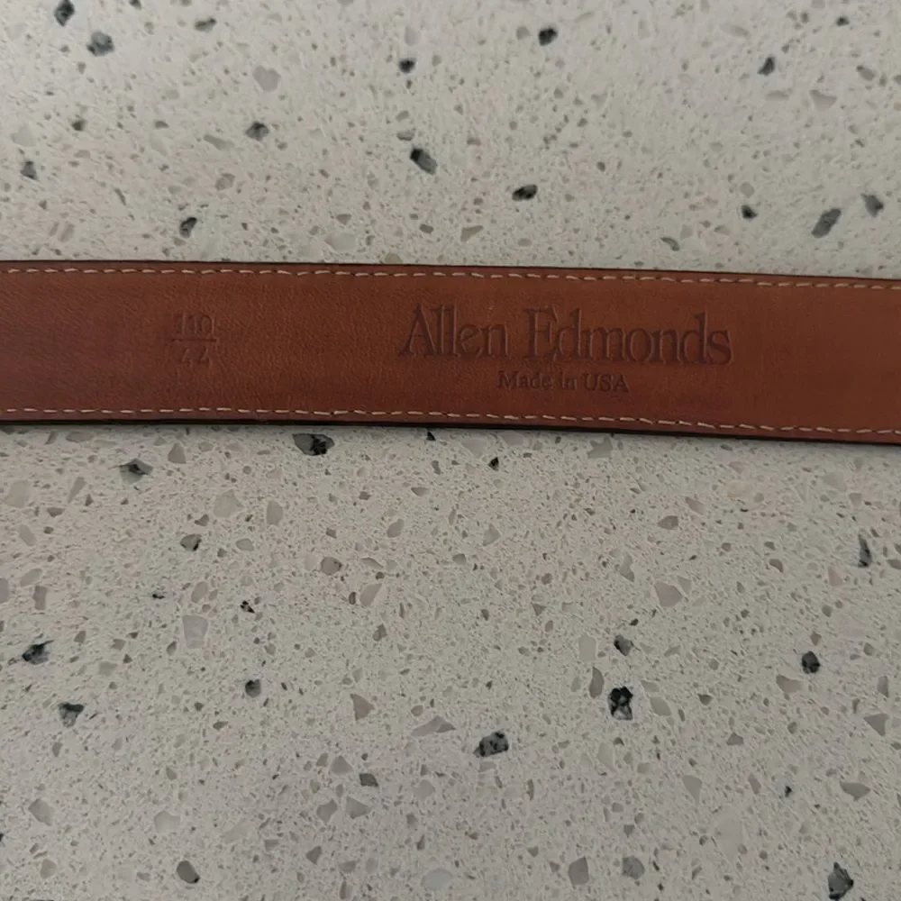 Allen Edmonds Men's Size 44 Brown/Tan Classic Genuine Leather Belt Made In USA